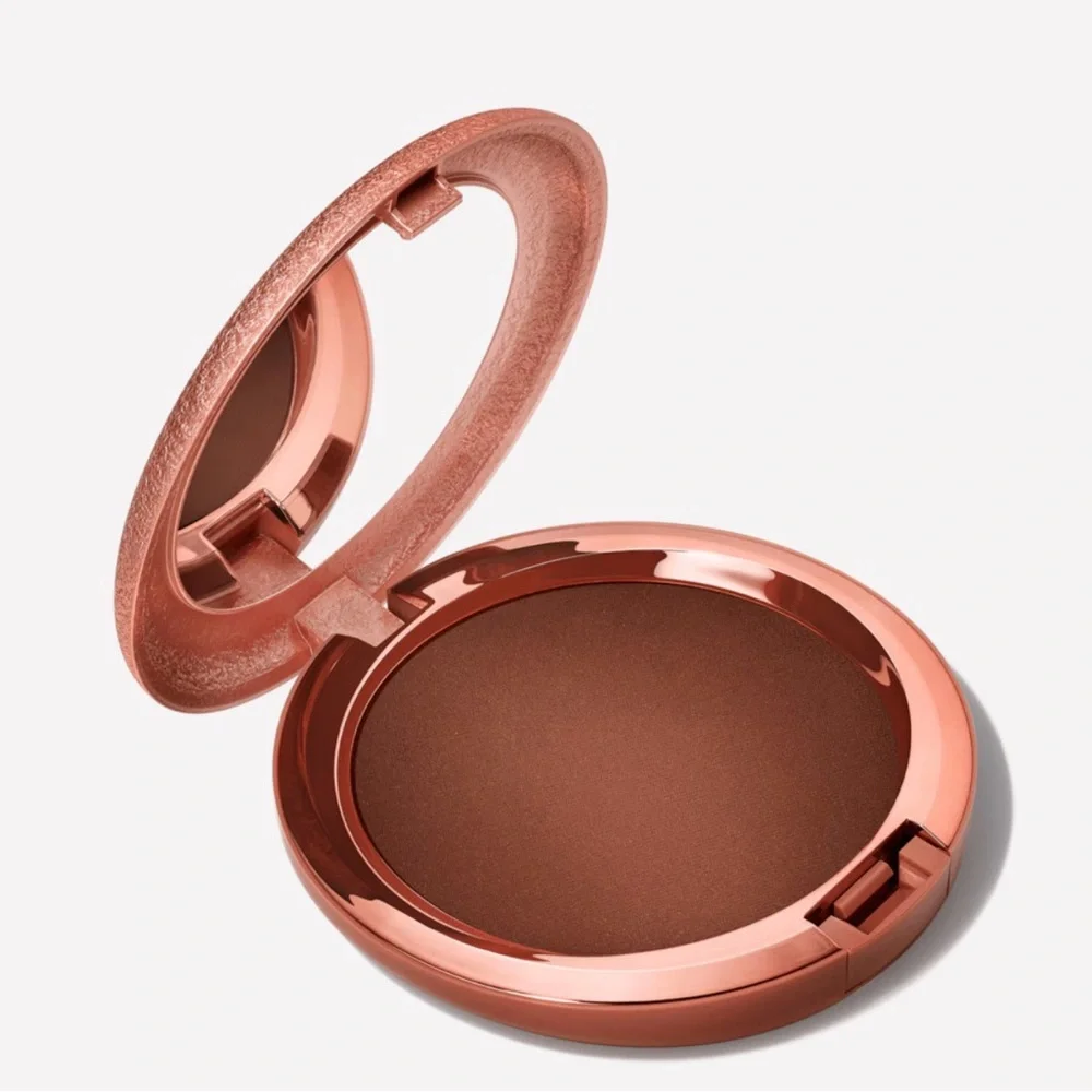 M.A.C Skinfinish Sunstruck Matte Bronzer Richer Rosy 0.28 OZ NEW